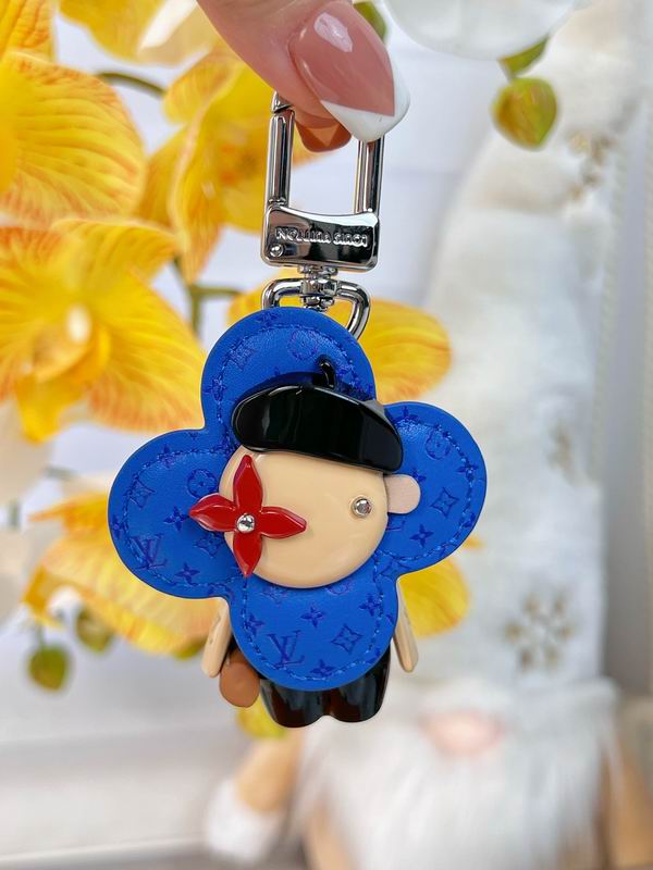 LV keyring 04